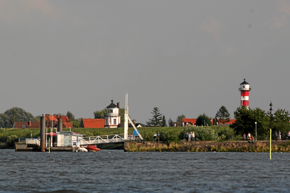 IMG20983.JPG - Lüheanleger und Leuchttürme Mielstack und Somfletherwisch