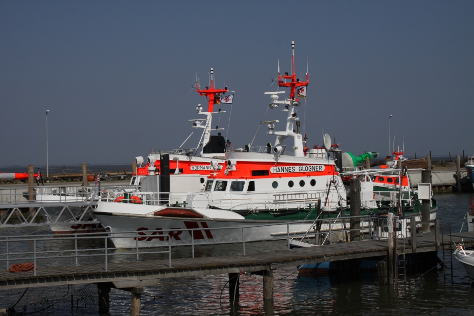 IMG15844.JPG - was besonderes: zwei Seenotrettungskreuzer in Amrum