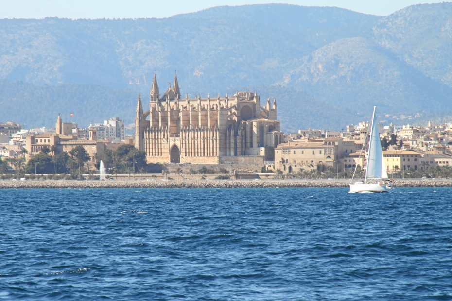 IMG13255.JPG - Auf dem Weg nach Palma: Kathadrale La Seu