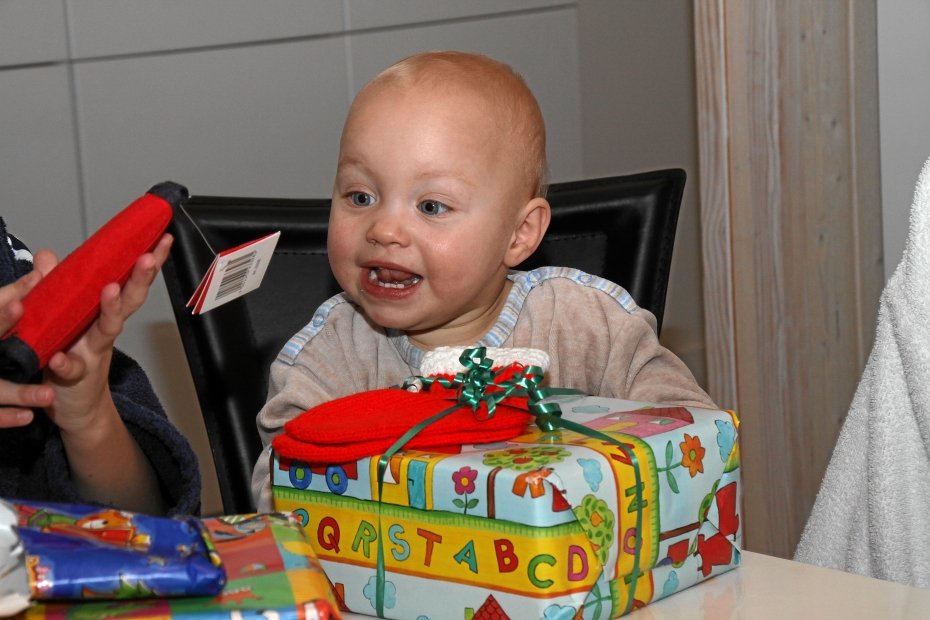 IMG10153.JPG - Geschenke auspacken